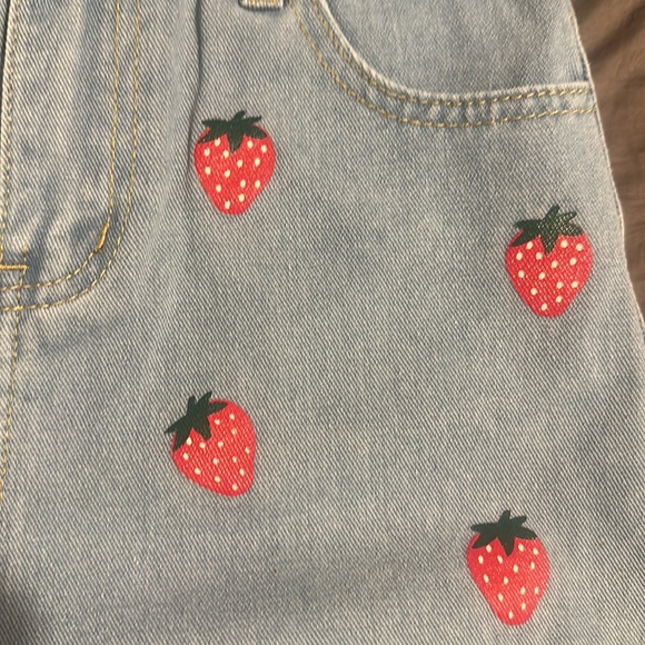 Big girl shorts - Picture 2 of 4